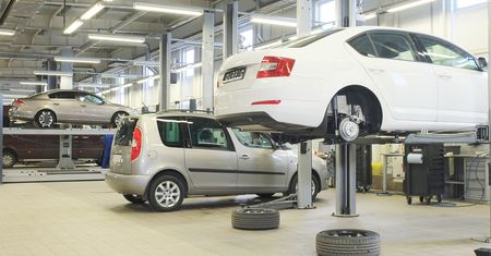 Serwis autoryzowany czy niezależny. Sprawdzamy różnicę w cenach