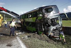 Autobus Flixbusa rozbił się na autostradzie. Nie żyje 19-latka