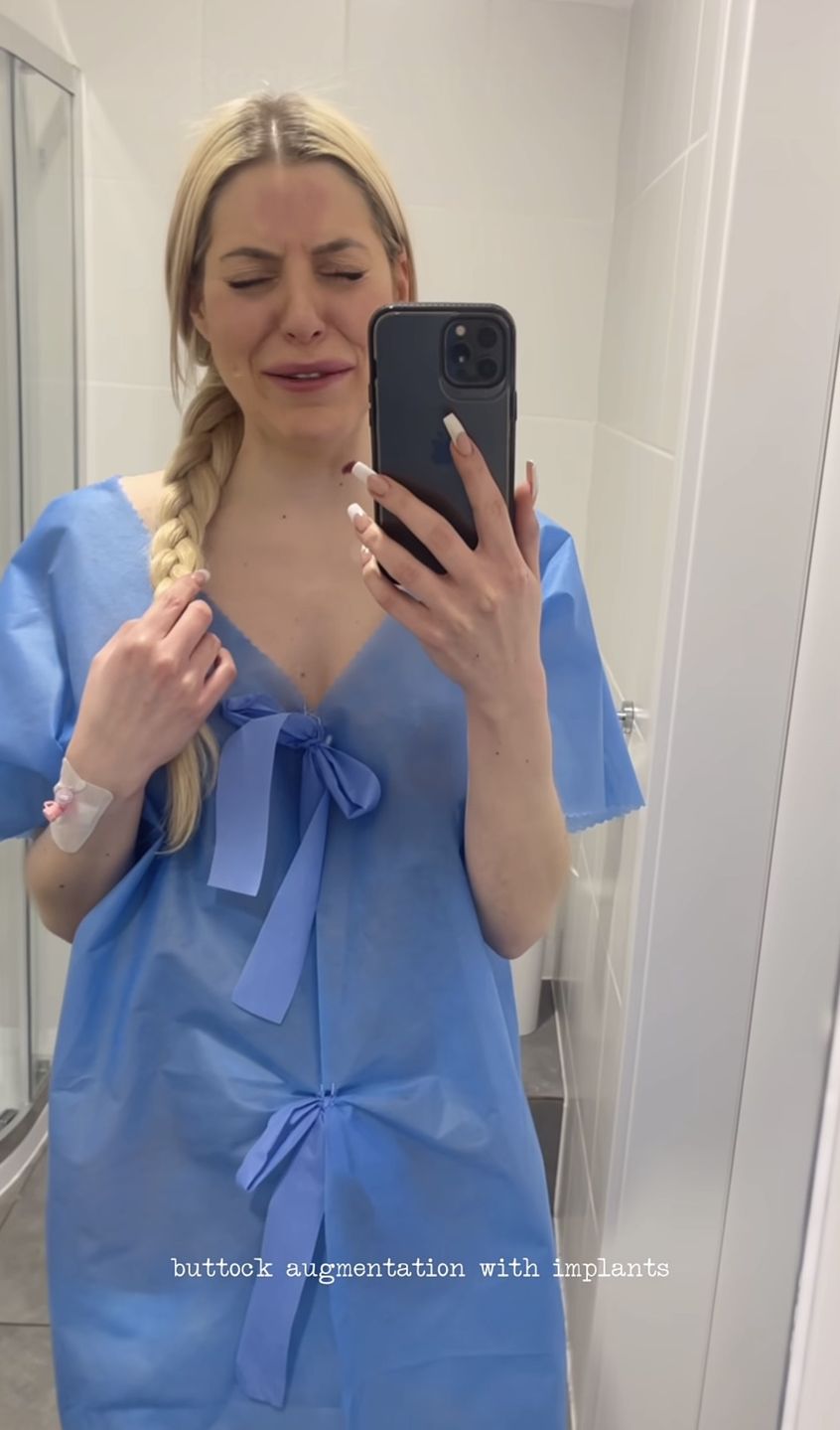 Julia von dokumentuje przygotowania do zabiegów 