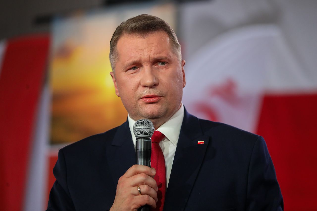 "Dwa oblicza Czarnka". Taką ma polityczną strategię