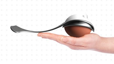 Mały wieloryb w basenie 1