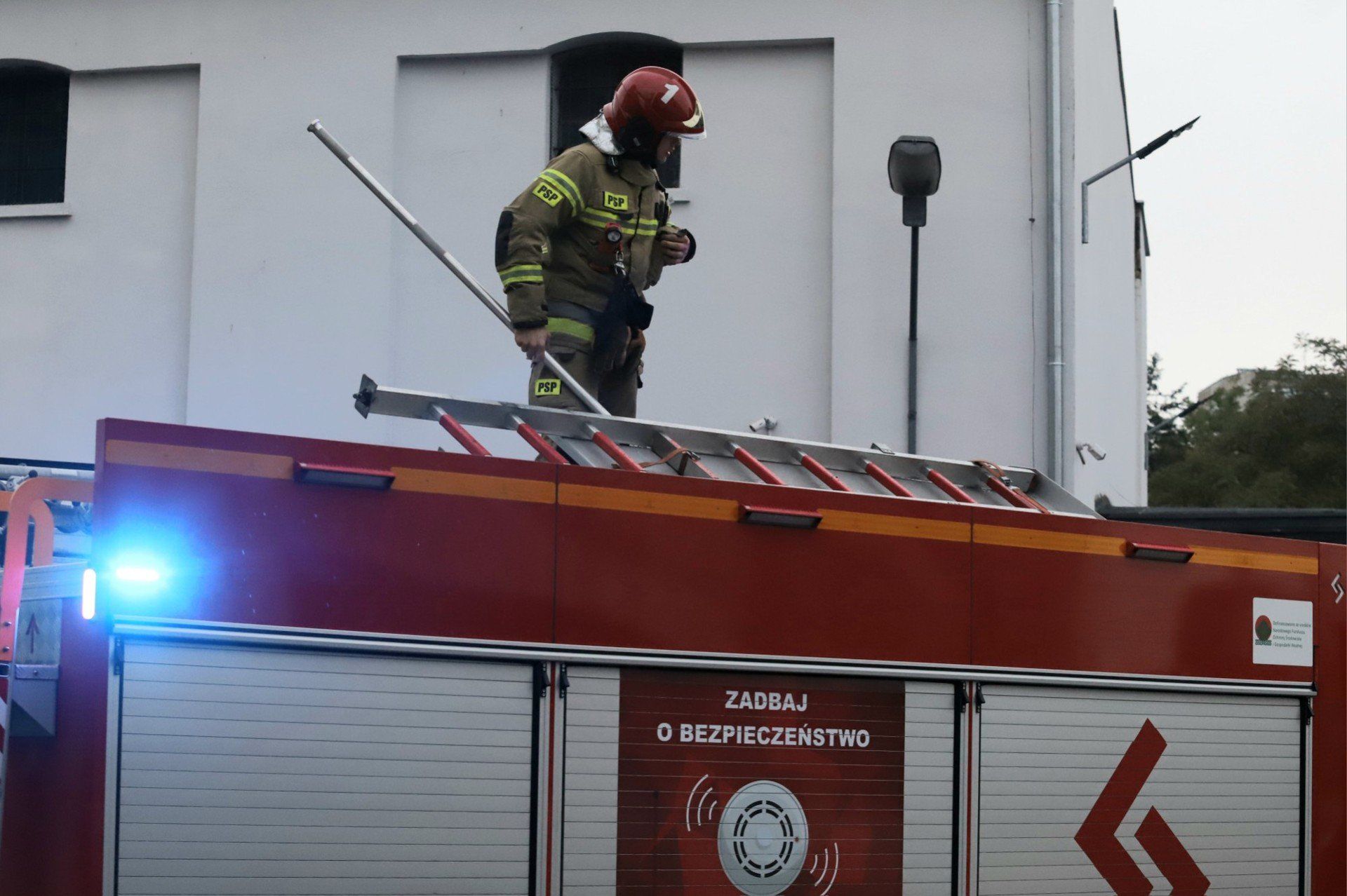 Słyszysz alarm, właśnie przyjechały służby ratunkowe, ale ty już wiesz, co trzeba zrobić