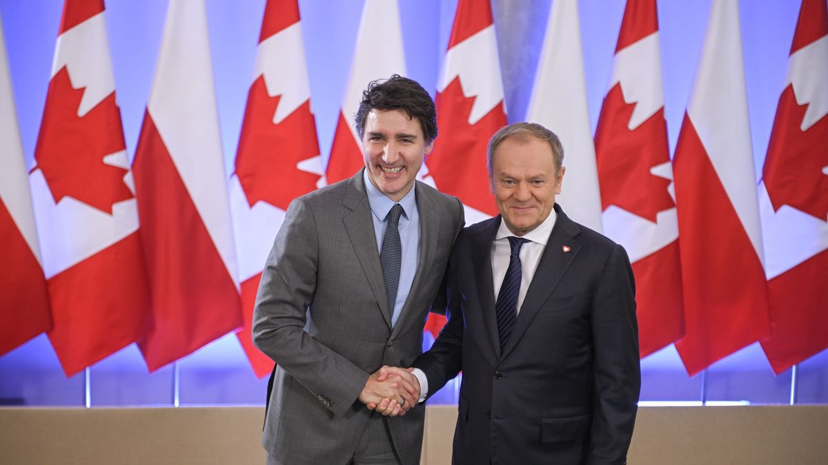 Donald Tusk, Justin Trudeau
Warszawa, 28.01.2025. Premier Donald Tusk (P) i premier Kanady Justin Trudeau (L) podczas powitania w KPRM w Warszawie, 28 bm. (ad) PAP/Marcin Obara
Marcin Obara
dyplomacja, Kancelaria Prezesa Rady Ministr�w, polityk, polityka, spotkanie, wizyta