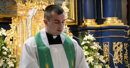 Zrobiła to w wieku 15 lat. Ksiądz mówi, czy dostanie rozgrzeszenie