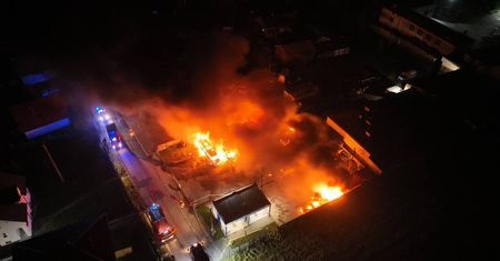 Pożar w zakładzie mechanicznym pod Krakowem. Płonęły autobusy