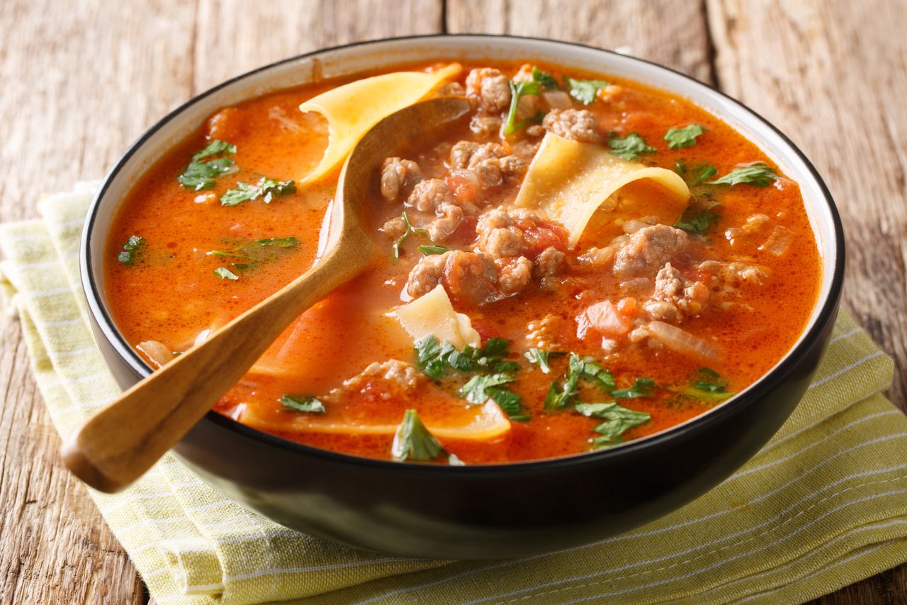 Zupa lasagne jest dobrą alternatywą dla klasycznej wersji