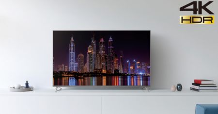 Panasonic Viera DX700E: ciekawie wyglądający telewizor z HDR