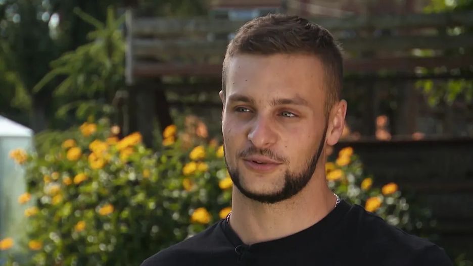 Konrad w "Rolnik szuka żony" zabiegał o względy Klaudii