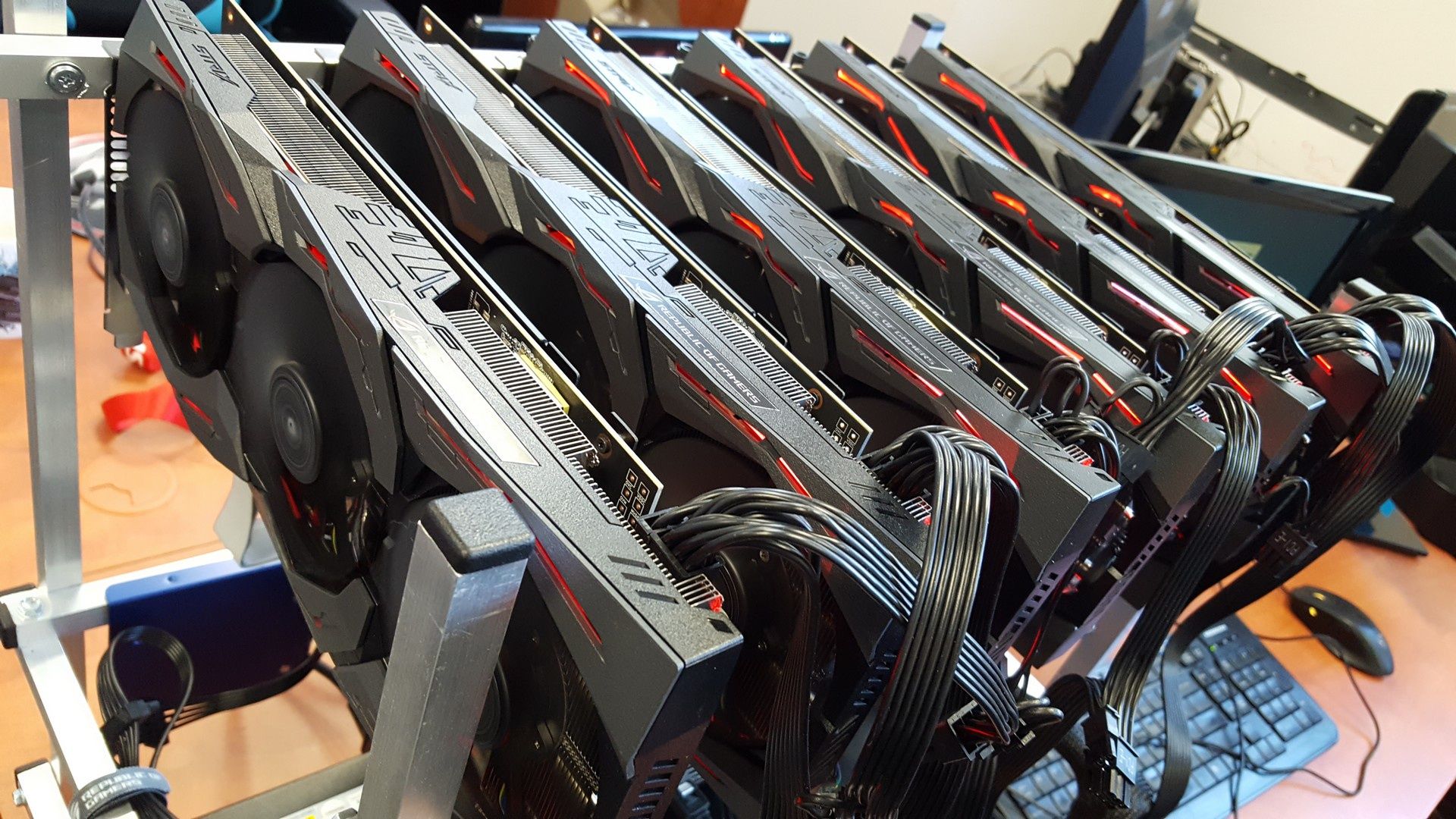 ASUS koparka kryptowalut