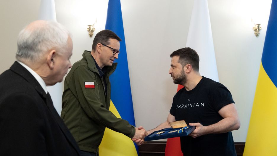 Prezydent Ukrainy uhonorował wysokimi odznaczeniami państwowymi Morawieckiego i Kaczyńskiego 