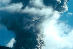 Erupcja wulkanu Sakurajima. Pył na wysokości 4 km