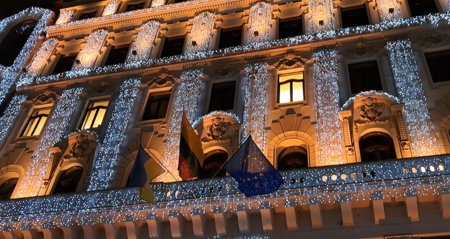 Iluminacje na wspaniałych, budapesztańskich budynkach zachwycają