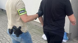 Łęczyca: 16-latek oszukiwał ludzi w całej Polsce i włamywał się na profile. Odpowie za 24 przestępstwa