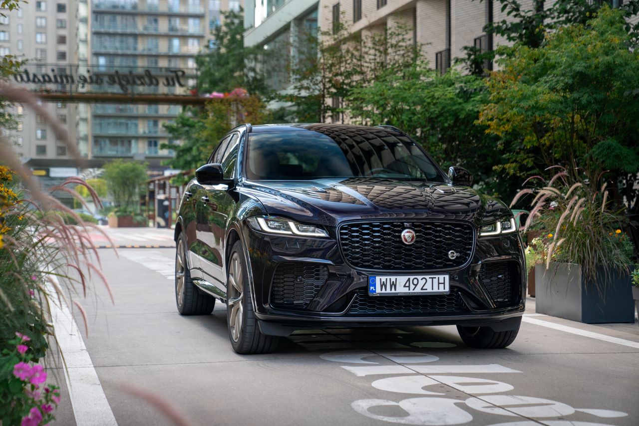 Jaguar F-Pace SVR Edition 1988