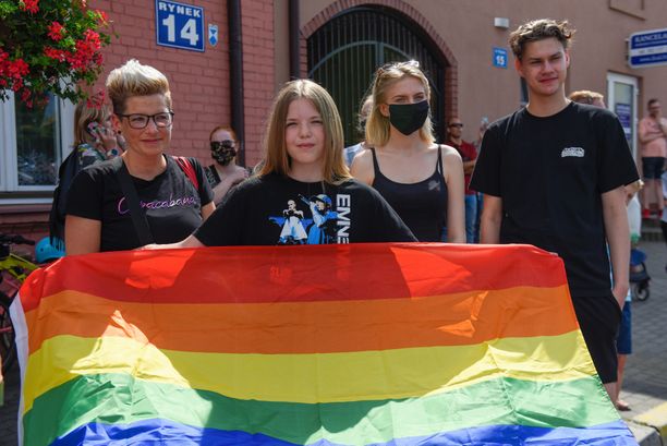 Protestujący na rzecz praw społeczności LGBT