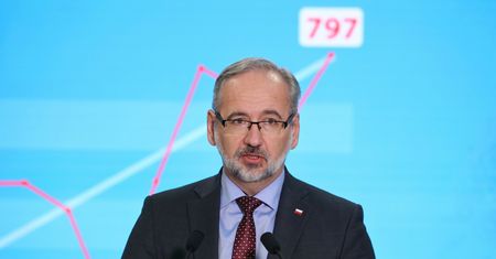 Niedzielski: Jest porozumienie z ratownikami. Medycy: Protestujemy dalej