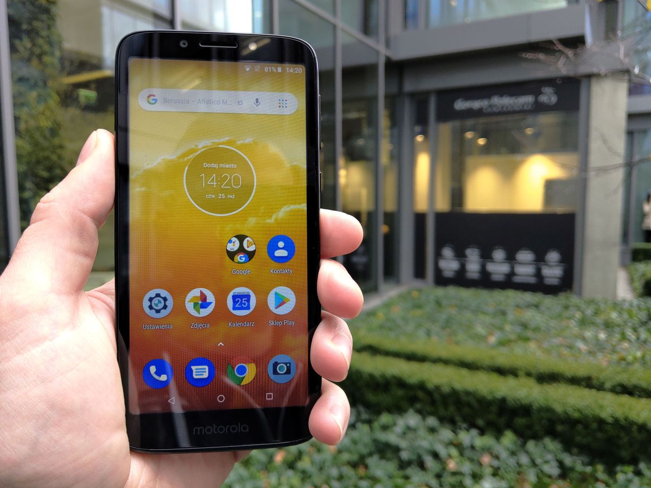 Wielki Test Smartfonów za 500 zł. Motorola Moto E5 Play. Tak powinno się robić tanie smartfony