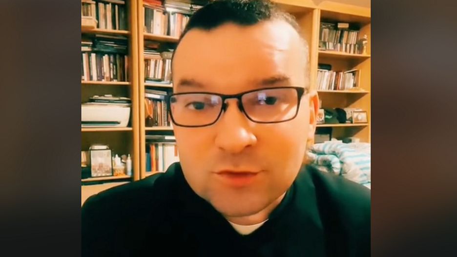 Czy płaczące dziecko na mszy to grzech? Ksiądz dał jasną odpowiedź