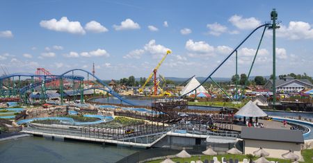 Ceny biletów do parków rozrywki w Polsce. Sprawdź, ile zapłacisz za dobrą zabawę