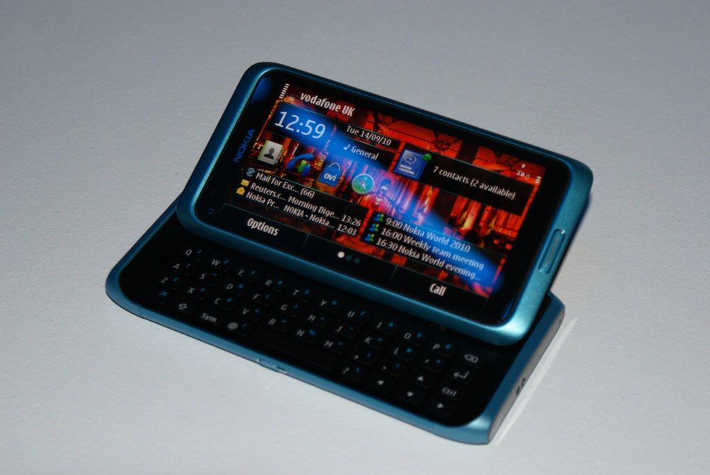 Nokia E7 – klasa, biznes i Symbian^3 [pierwsze wrażenia] 4