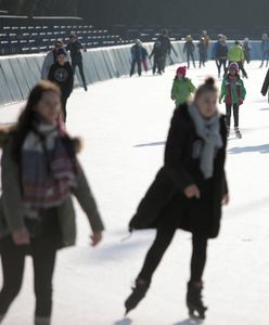 Warszawa. Radny Ursynowa walczy o lodowisko już w lipcu. Jest interpelacja w tej sprawie