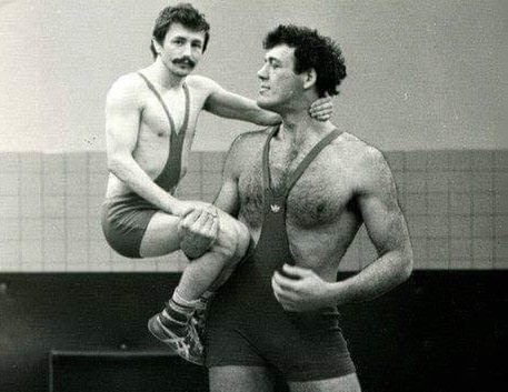 Nie żyje "Olbrzym z Rzeszowa". Jego zdjęcie przeszło do historii