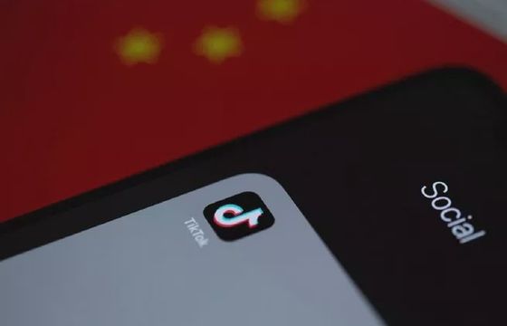 Kto ogląda TikToka w Polsce? Dominują dzieci, ale jest sporo seniorów