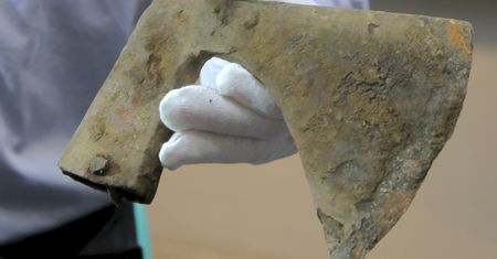 Bitwa pod Grunwaldem. Sensacja archeologiczna - odkryli topory bojowe z bitwy sprzed 600 lat