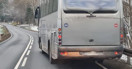 Jechał prosto, ale bokiem. Zajrzeli pod spód i wszystko stało się jasne