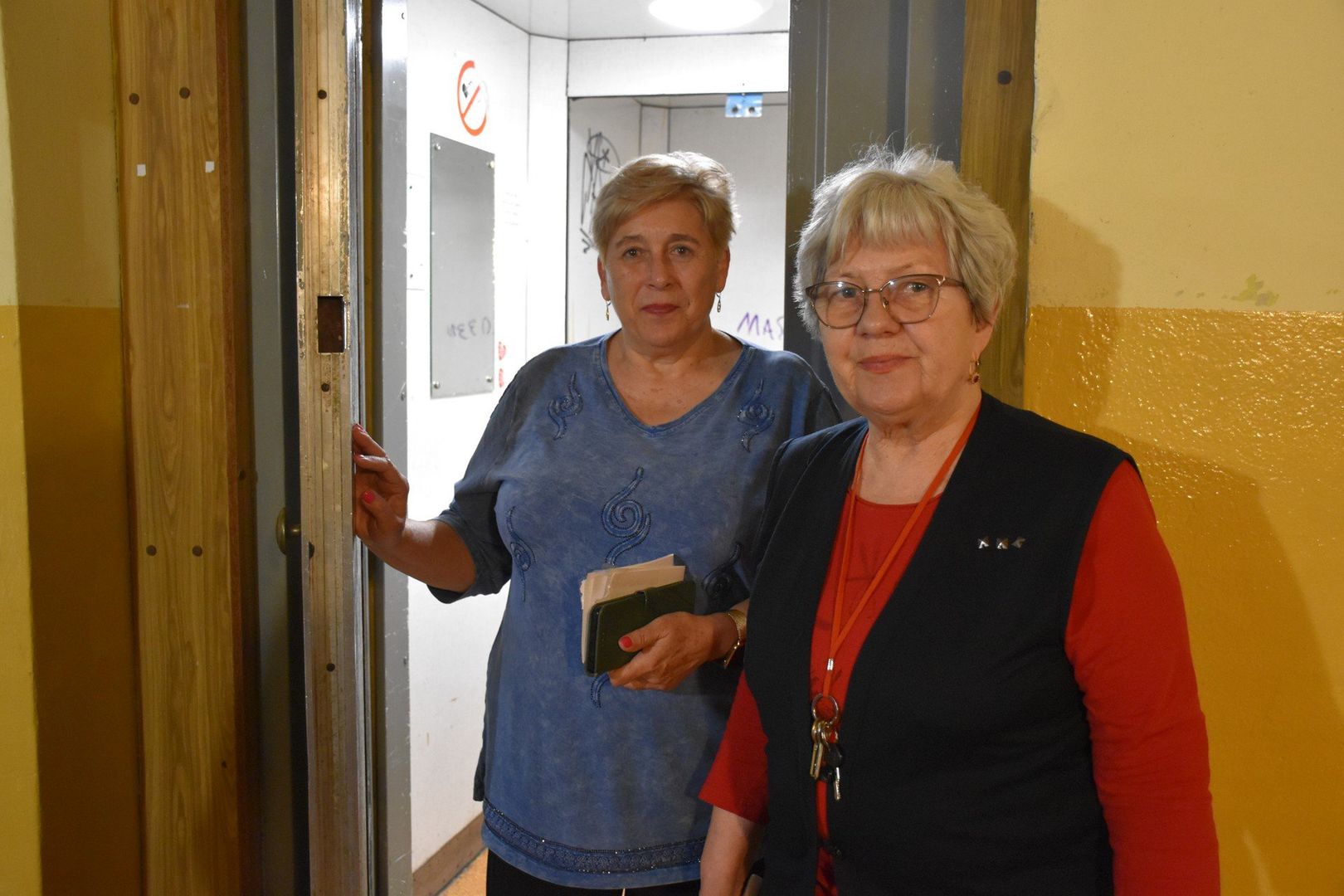 Mieszkańcy Spółdzielczego Domu Kombatanta i Emeryta mają poważne problemy z windą. Narzekają też na warunki jakie są w budynku