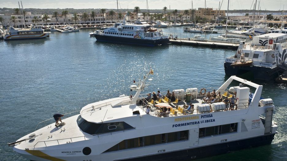 Podr�?e - Formentera - Sipa USAMenorca Express boat, ships, port, La Savina, Formentera, Pityuses, Balearic Islands, Spain, Europe. Express fast service between Ibiza and Formentera islands (Photo by Sergi Reboredo) *** Please Use Credit from Credit Field ***Sergi Reboredo