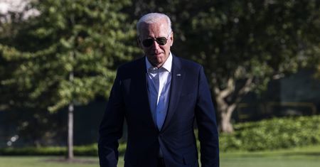 Biden zaszczepiony. Prezydent USA przyjął trzecią dawkę