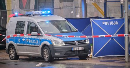 Zwłoki na przystanku autobusowym w centrum Lublina