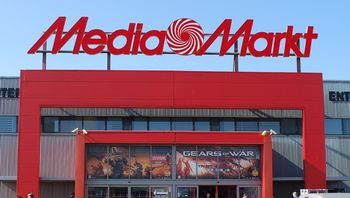 Zwracają 500 zł za zakup smartfona w Media Markt. Co trzeba zrobić?