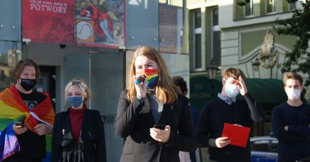 Wrocław. Przemysław Czarnek "ministrem homofobii". Licealistka używa ostrych słów