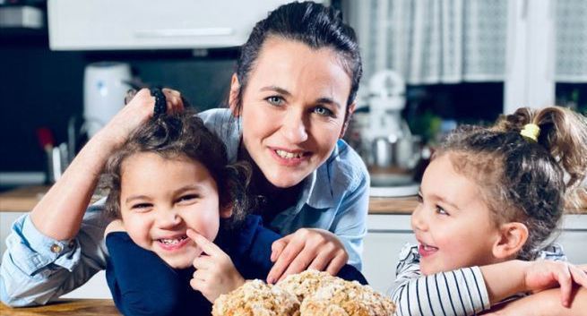 Vlogerka Ela Hurek prowadzi program kulinarny „Ooo Ciastko” w TVT