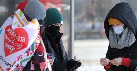 WOŚP. Ksiądz miał zwyzywać wolontariuszki. Jego zdaniem to "szumowiny"