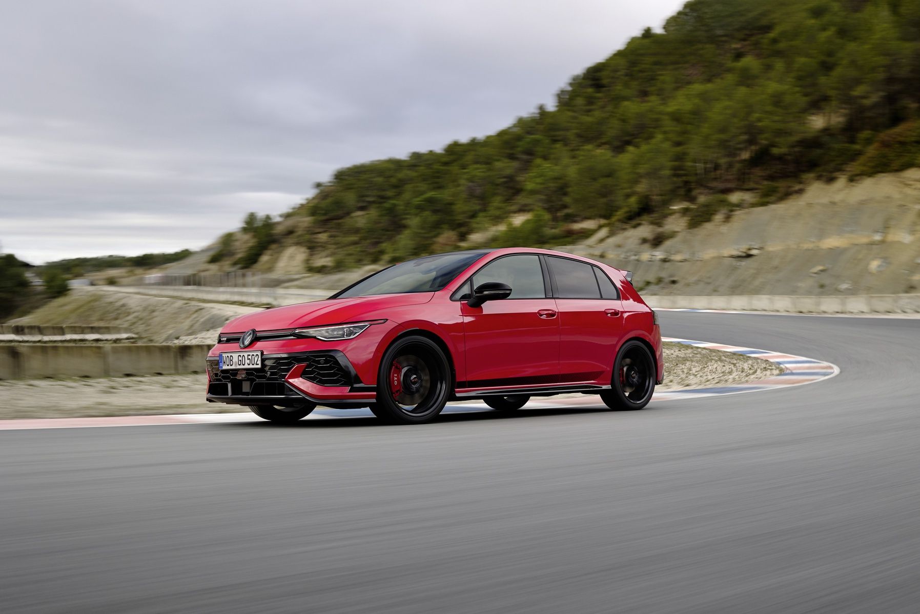 Volkswagen Golf GTI Edition 50