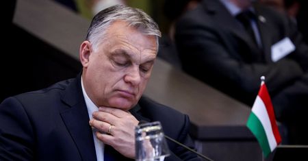 UE nałoży sankcje na gaz i ropę z Rosji? Orban zabrał głos