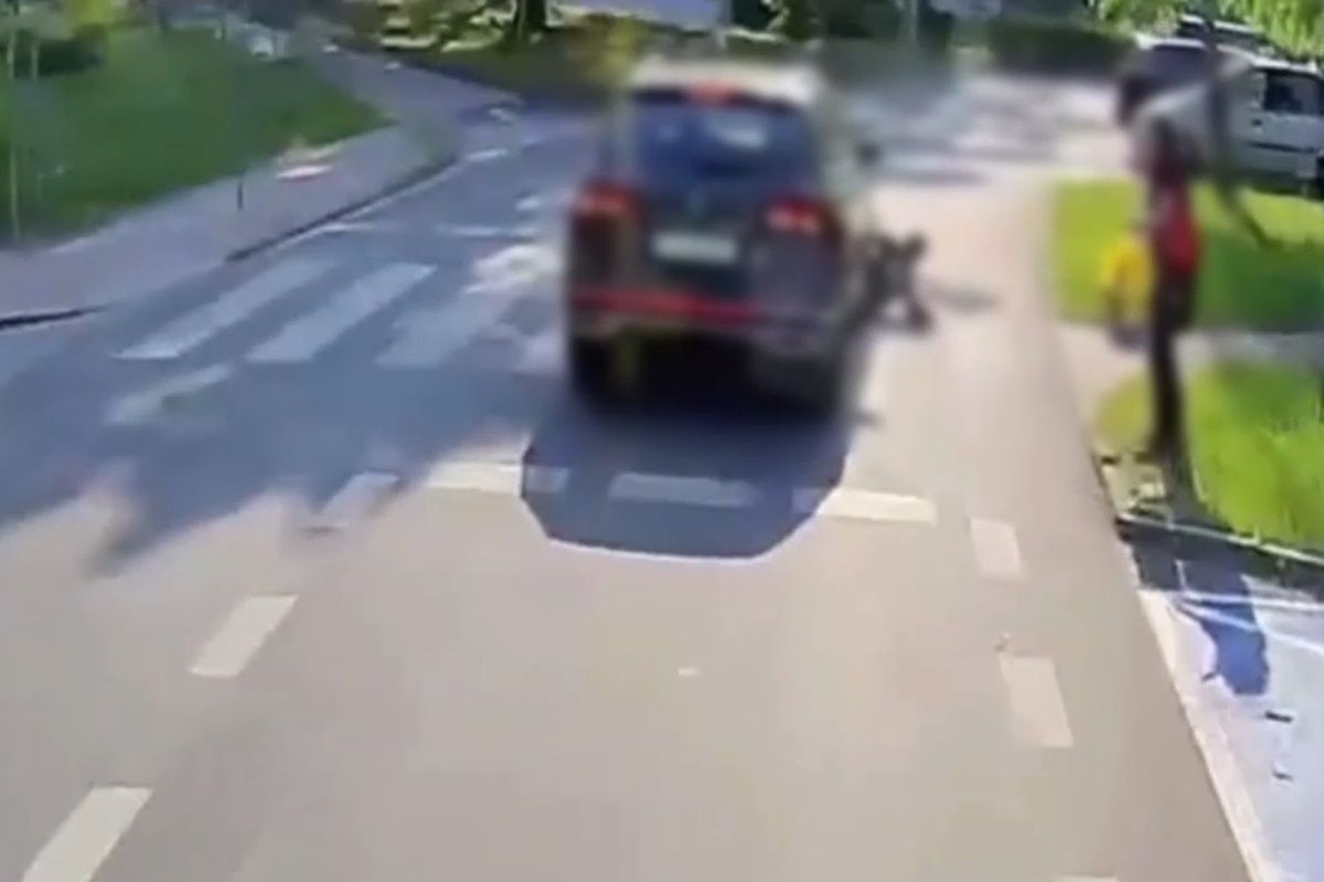 Potrącił nastolatka i odjechał. Dzięki nagraniu z autobusu poniesie konsekwencje WIDEO