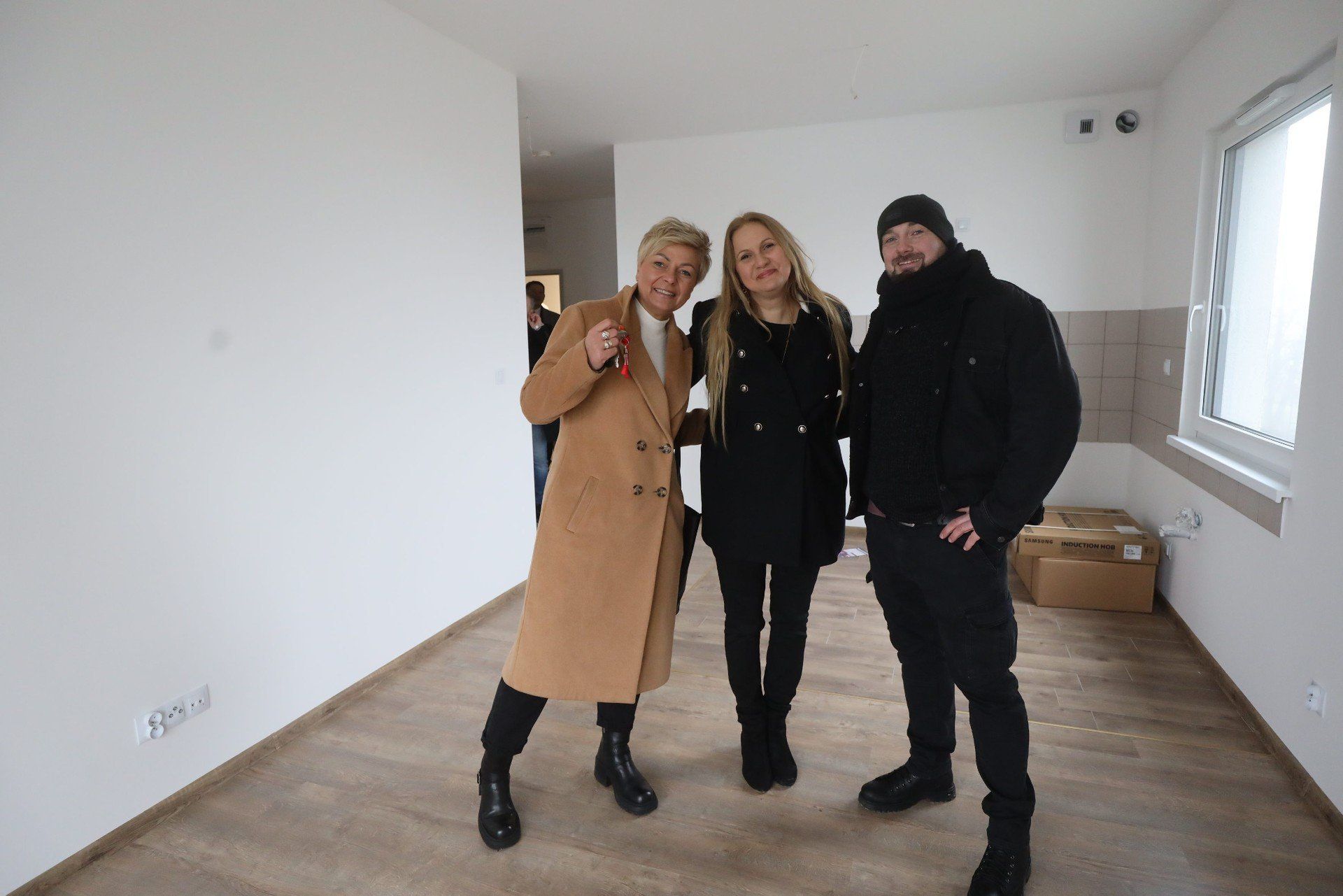 W Sosnowcu pierwsi lokatorzy odebrali klucze do mieszkań, które powstały przy ul. Hubala-Dobrzańskiego w ramach SIM Zagłębie