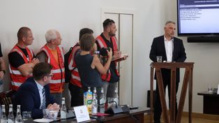 Radni Gniezna obradowali nad sytuacją w Jeremiasie. Prezes firmy nie podaje ręki szefowi związku