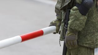 Płacą 6 tys. netto, dopłacają do mieszkania. Wciąż brakuje chętnych