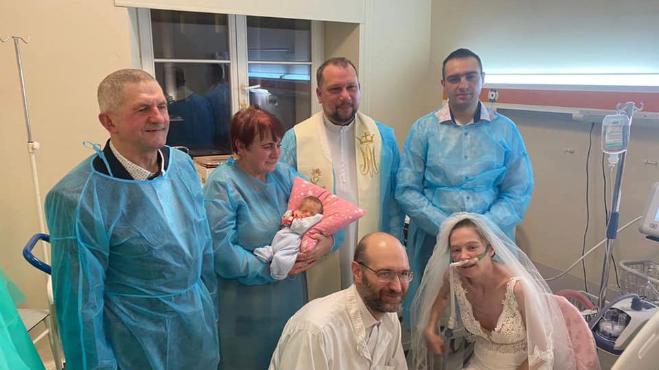 Ania walczy z mukowiscydozą. Dr Karauda apeluje: Trochę pieniędzy już zebraliśmy, żeby kupić kolejny kawałek jej życia, ale potrzebujemy więcej.