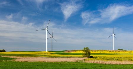 Protest zablokuje drogę krajową nr 12 w Biskupicach. Mieszkańcy sprzeciwiają się farmom wiatrowym