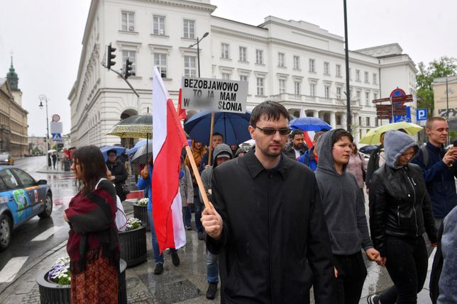 Warszawa. Protest antyszczepionkowców