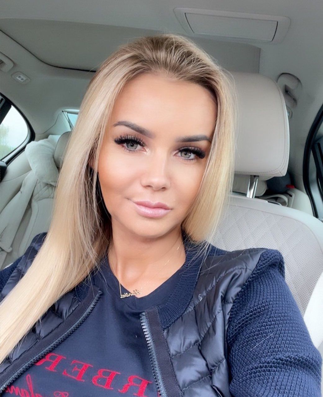 Monika Chwajoł z "Królowych życia" chwali się nowym porsche. Zazdrościcie?