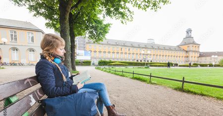 Polacy o studiowaniu w Niemczech. O tych kwestiach woleliby wiedzieć wcześniej