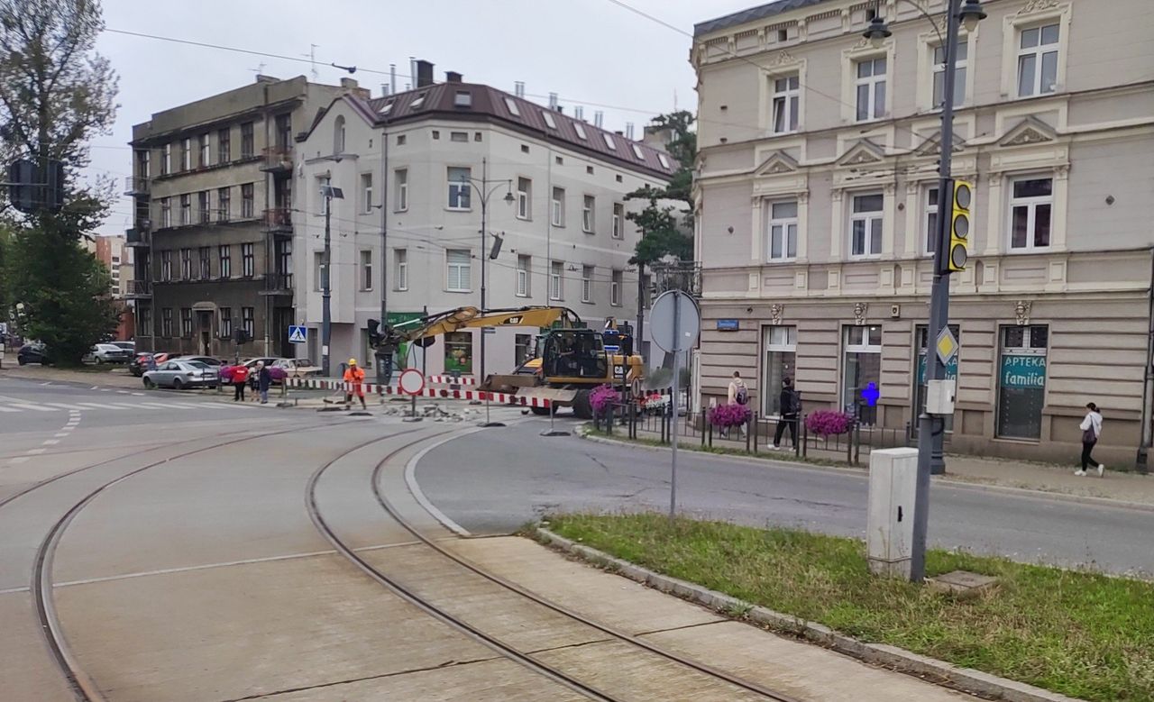 Łódź: Wymiana zwrotnicy. Tramwaje wróciły na aleję Politechniki i Żeromskiego