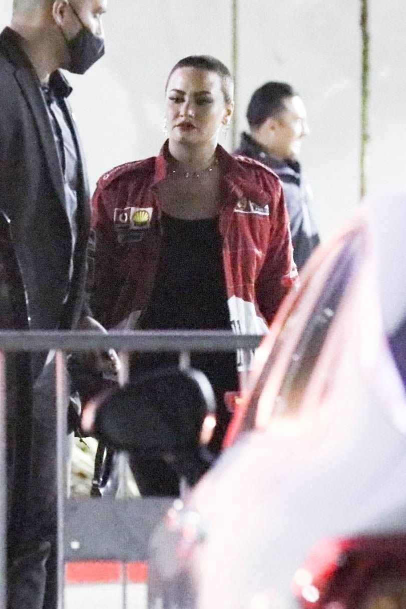 Demi Lovato zmierza  na koncert Johna Meyera